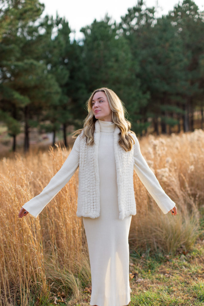 12 Stylish White Sweater Clothes for Winter 12 Stylish White Sweater Clothes for Winter