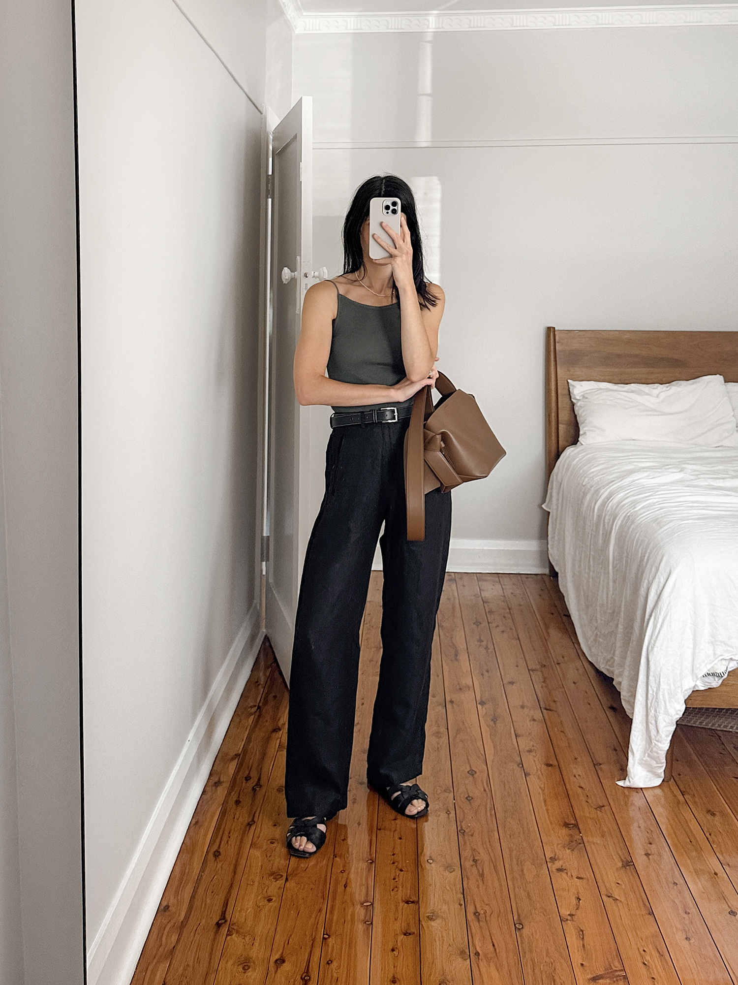 A week of summer capsule wardrobe outfits A week of summer capsule wardrobe outfits