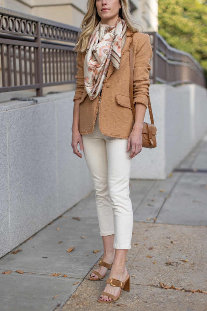 10 Ways to Wear a Blazer with Jeans
