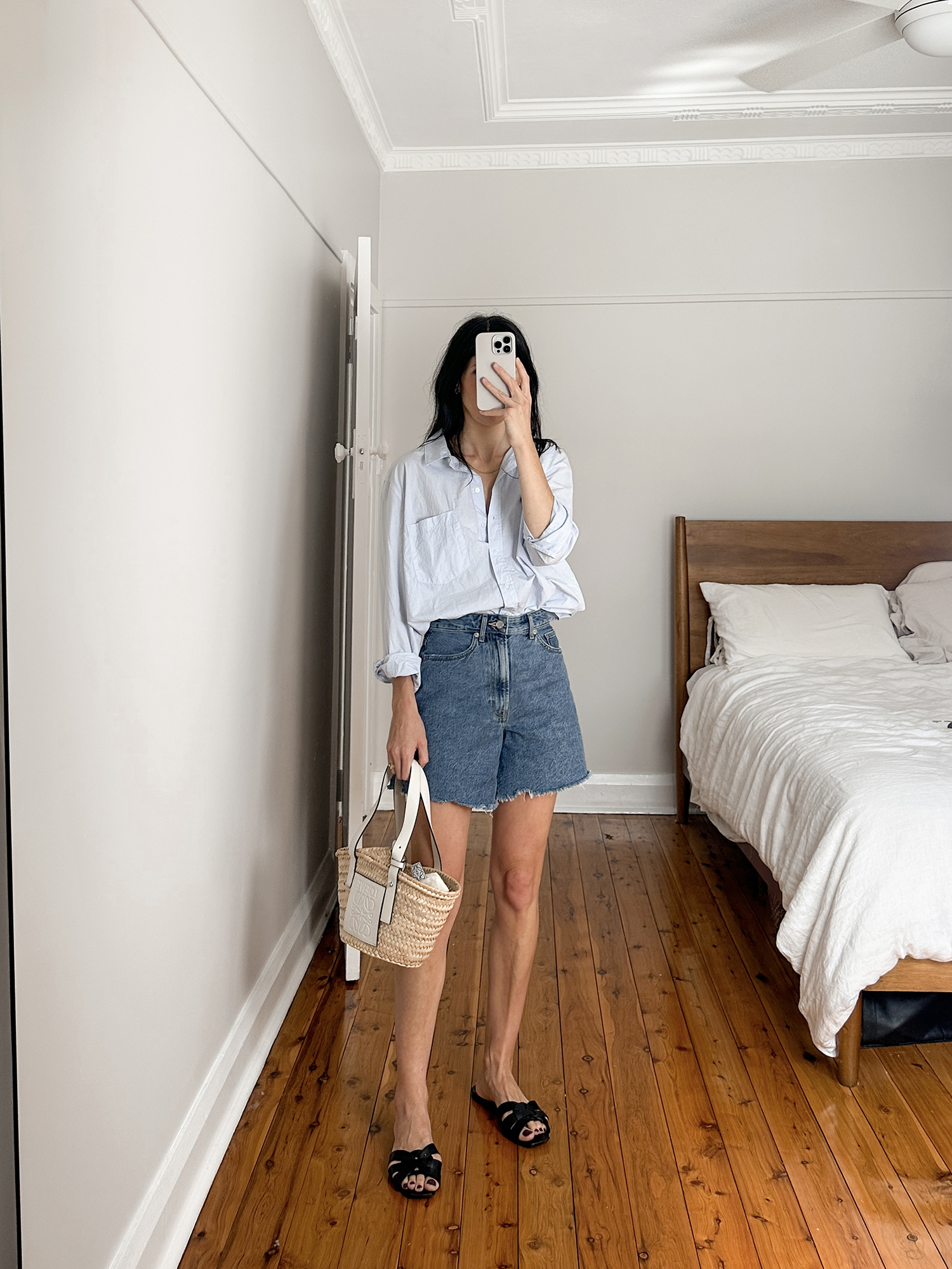 Every week of outfits with denim shorts Every week of outfits with denim shorts