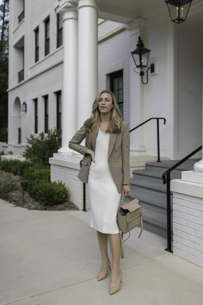 Easy methods to Put on Your Summer time Clothes in Fall
